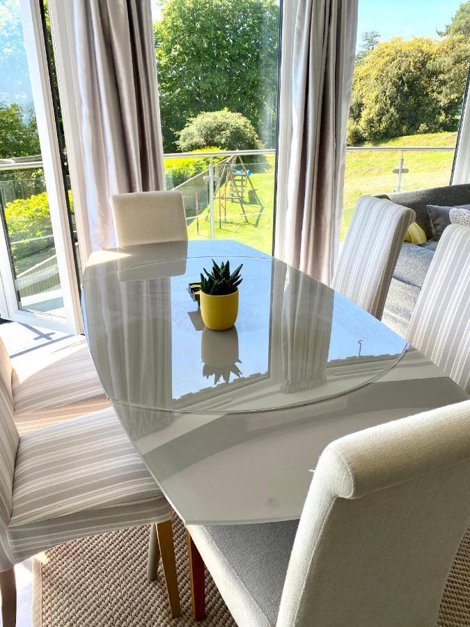 Bay View Veranda: Lyme's 3-Story Coastal Retreat Lyme Regis Exterior photo