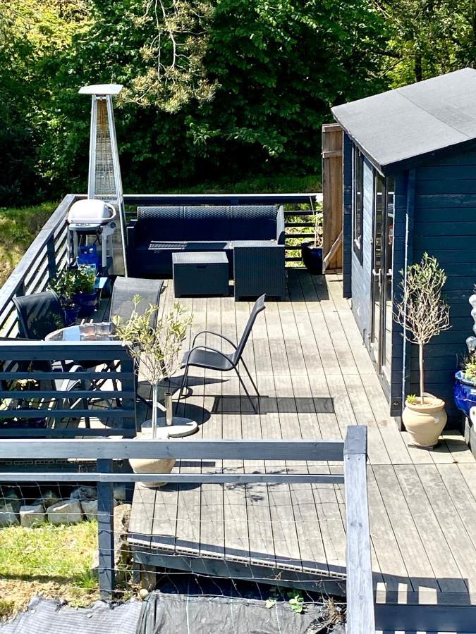 Bay View Veranda: Lyme's 3-Story Coastal Retreat Lyme Regis Exterior photo