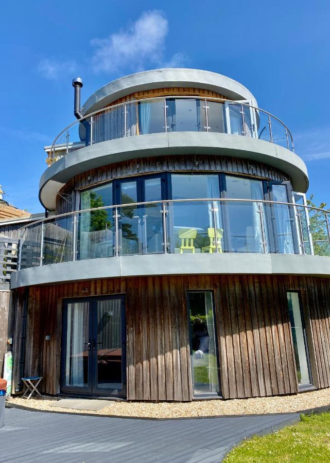 Bay View Veranda: Lyme's 3-Story Coastal Retreat Lyme Regis Exterior photo